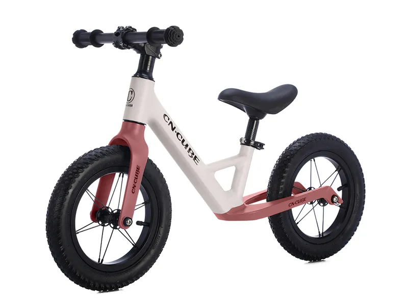 1413M Magnesium Balance Bike