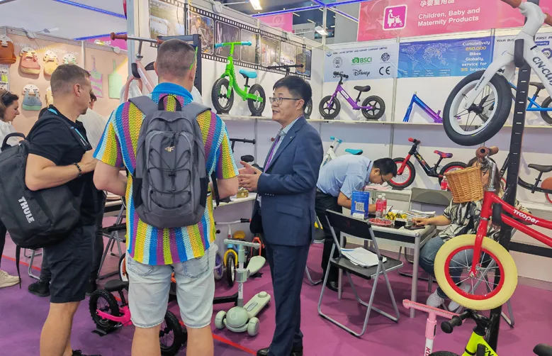 Sparkle Rides in The 134th Canton Fair